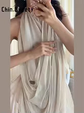 Chaleco plisado con cuello halter